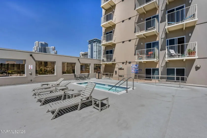 200 2nd, Reno, Nevada 89501, 2 Bedrooms Bedrooms, ,3 BathroomsBathrooms,Residential,Residential,2nd,260004400