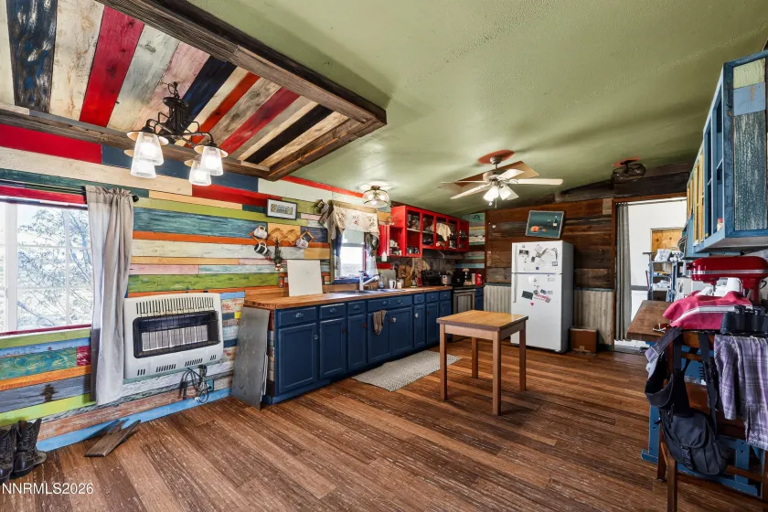 6877 Victor, Fallon, Nevada 89406, 3 Bedrooms Bedrooms, ,2 BathroomsBathrooms,Residential,Residential,Victor,260004413