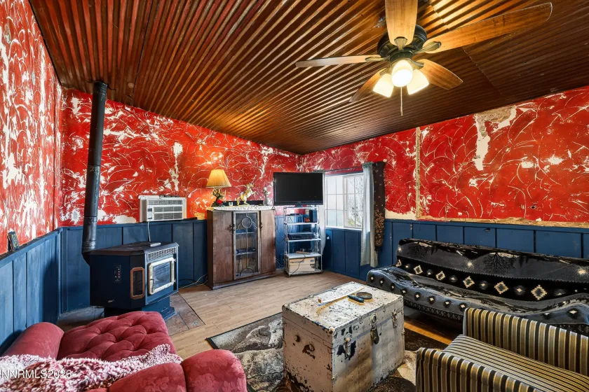 6877 Victor, Fallon, Nevada 89406, 3 Bedrooms Bedrooms, ,2 BathroomsBathrooms,Residential,Residential,Victor,260004413