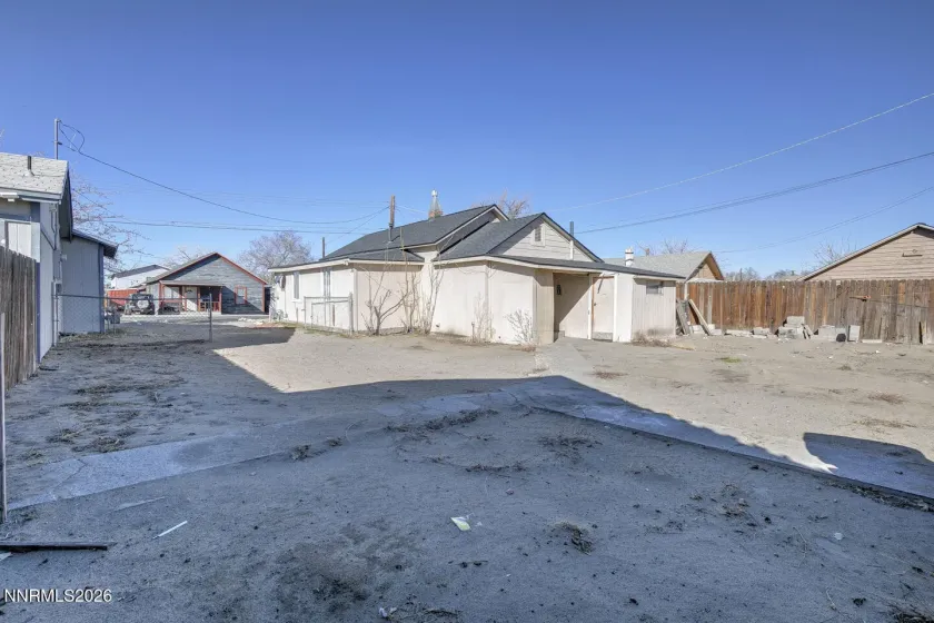 697 Mc Lean, Fallon, Nevada 89406, 2 Bedrooms Bedrooms, ,1 BathroomBathrooms,Residential,Residential,Mc Lean,260004414