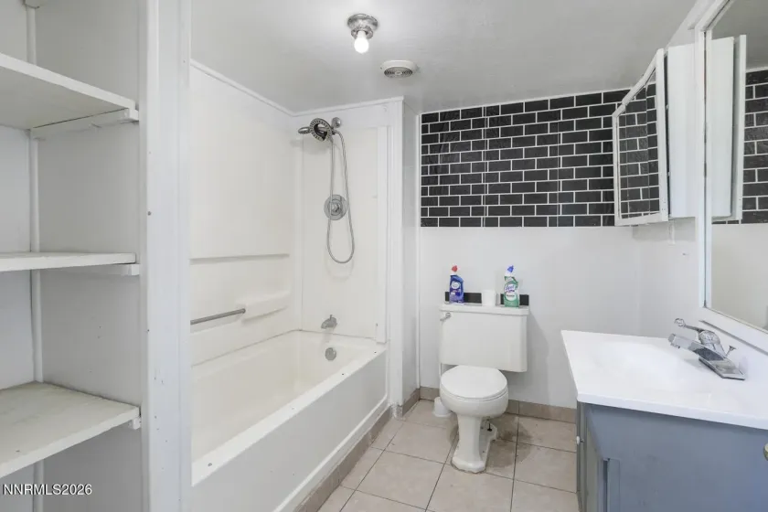 697 Mc Lean, Fallon, Nevada 89406, 2 Bedrooms Bedrooms, ,1 BathroomBathrooms,Residential,Residential,Mc Lean,260004414