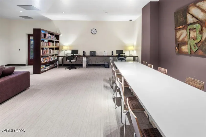 255 Sierra, Reno, Nevada 89501, ,1 BathroomBathrooms,Residential,Residential,Sierra,260004415