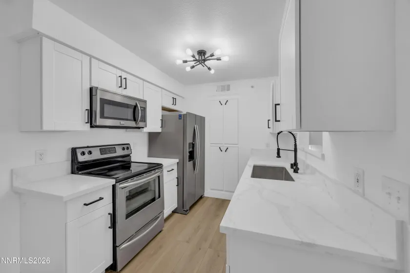 6850 Sharlands, Reno, Nevada 89523, 2 Bedrooms Bedrooms, ,2 BathroomsBathrooms,Residential,Residential,Sharlands,260004420