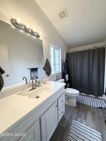 4070 Turner, Winnemucca, Nevada 89445, 3 Bedrooms Bedrooms, ,2 BathroomsBathrooms,Residential,Residential,Turner,260004424