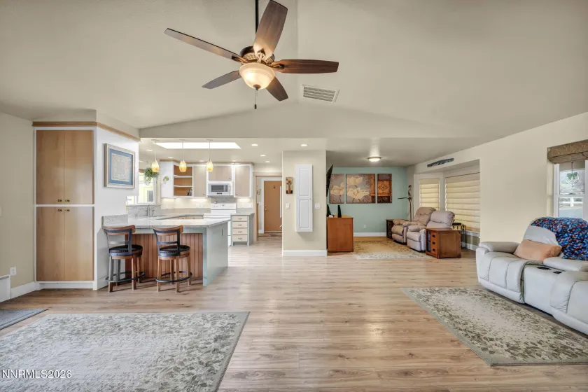 2820 Esaw, Minden, Nevada 89423, 3 Bedrooms Bedrooms, ,3 BathroomsBathrooms,Residential,Residential,Esaw,260004419