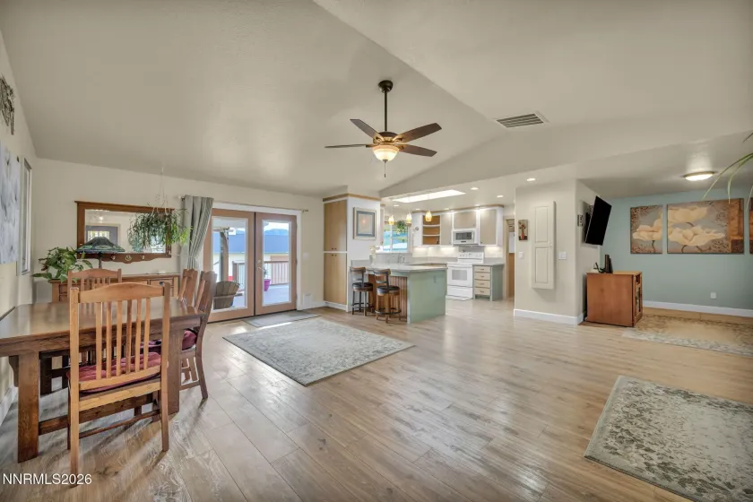 2820 Esaw, Minden, Nevada 89423, 3 Bedrooms Bedrooms, ,3 BathroomsBathrooms,Residential,Residential,Esaw,260004419