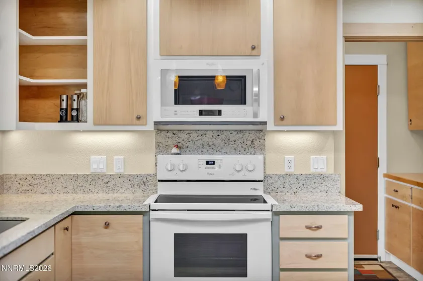 2820 Esaw, Minden, Nevada 89423, 3 Bedrooms Bedrooms, ,3 BathroomsBathrooms,Residential,Residential,Esaw,260004419