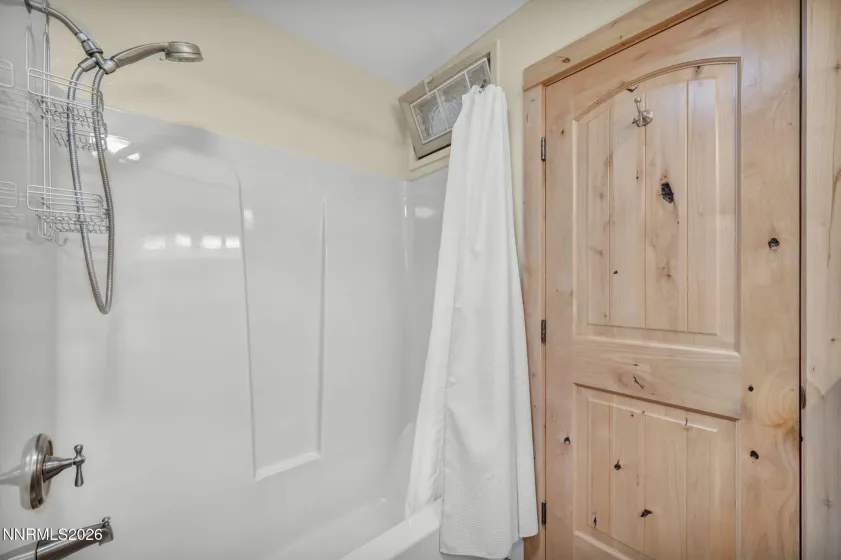 2820 Esaw, Minden, Nevada 89423, 3 Bedrooms Bedrooms, ,3 BathroomsBathrooms,Residential,Residential,Esaw,260004419