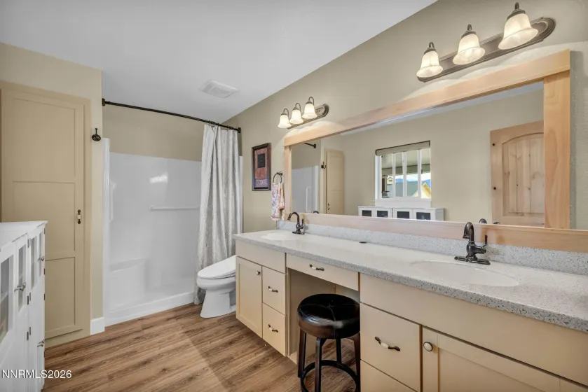 2820 Esaw, Minden, Nevada 89423, 3 Bedrooms Bedrooms, ,3 BathroomsBathrooms,Residential,Residential,Esaw,260004419