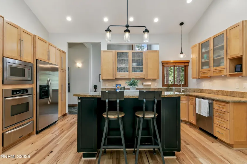 293 Cedar, Stateline, Nevada 89449, 3 Bedrooms Bedrooms, ,3 BathroomsBathrooms,Residential,Residential,Cedar,260004422