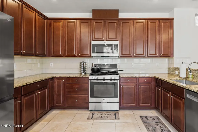 10270 Gold Mine, Reno, Nevada 89521, 4 Bedrooms Bedrooms, ,2 BathroomsBathrooms,Residential Lease,Manufactured,Gold Mine,260004425