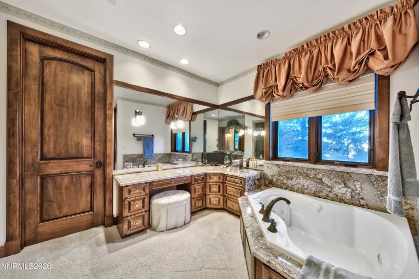 229 Five Creek, Gardnerville, Nevada 89460, 10 Bedrooms Bedrooms, ,10 BathroomsBathrooms,Residential,Residential,Five Creek,260004426