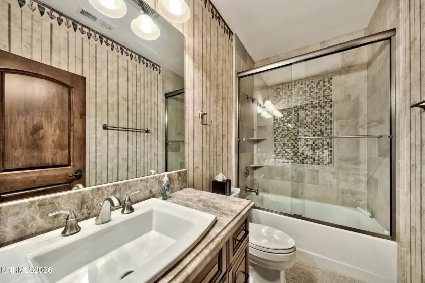 229 Five Creek, Gardnerville, Nevada 89460, 10 Bedrooms Bedrooms, ,10 BathroomsBathrooms,Residential,Residential,Five Creek,260004426