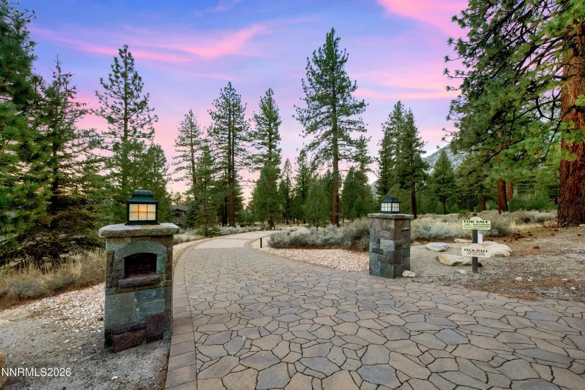 229 Five Creek, Gardnerville, Nevada 89460, 10 Bedrooms Bedrooms, ,10 BathroomsBathrooms,Residential,Residential,Five Creek,260004426