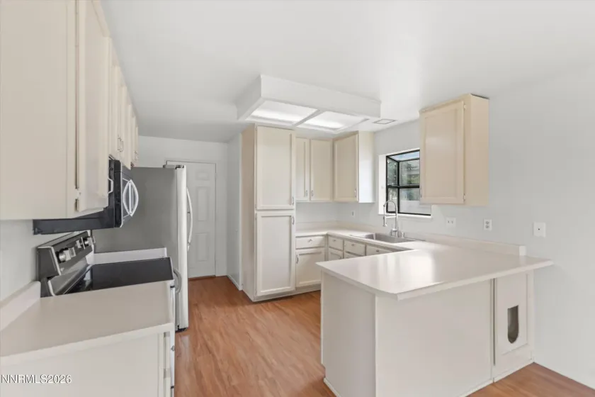 332 Woodside, Dayton, Nevada 89403, 3 Bedrooms Bedrooms, ,2 BathroomsBathrooms,Residential,Residential,Woodside,260003818