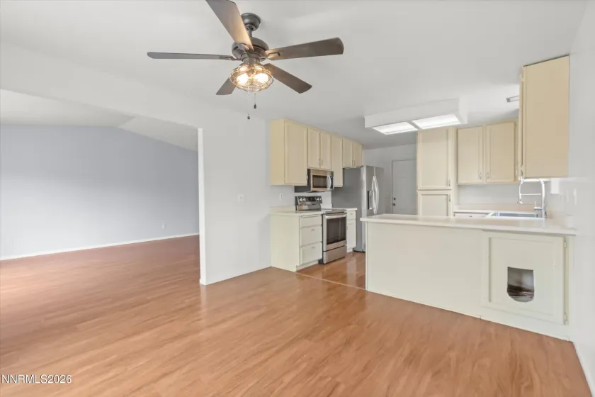 332 Woodside, Dayton, Nevada 89403, 3 Bedrooms Bedrooms, ,2 BathroomsBathrooms,Residential,Residential,Woodside,260003818