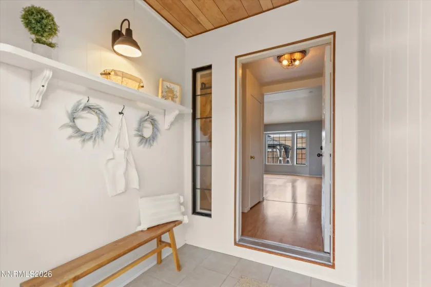 332 Woodside, Dayton, Nevada 89403, 3 Bedrooms Bedrooms, ,2 BathroomsBathrooms,Residential,Residential,Woodside,260003818