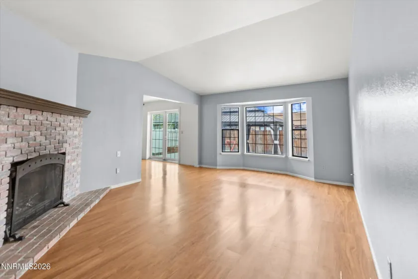 332 Woodside, Dayton, Nevada 89403, 3 Bedrooms Bedrooms, ,2 BathroomsBathrooms,Residential,Residential,Woodside,260003818