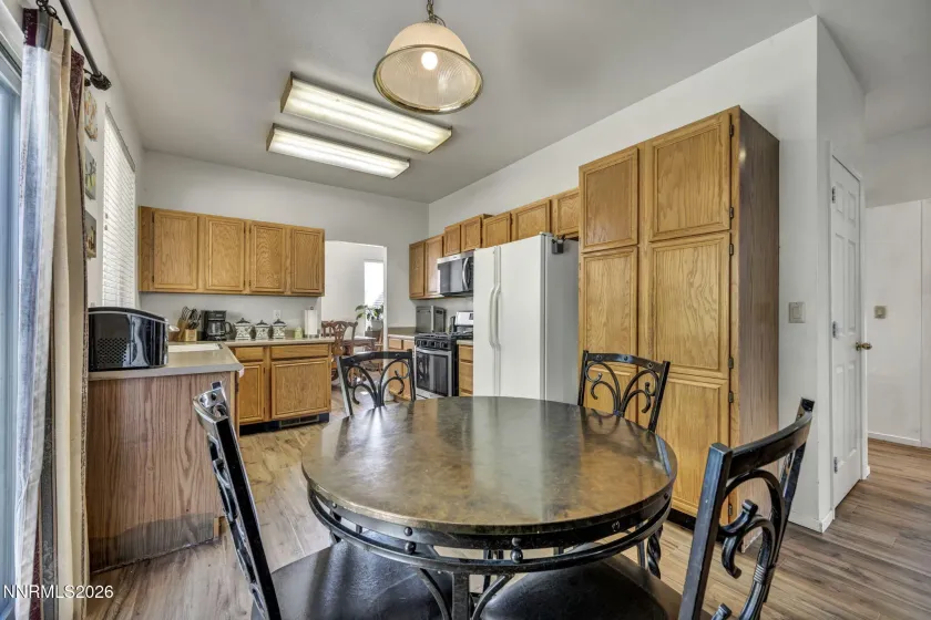 2405 Serena, Reno, Nevada 89503, 4 Bedrooms Bedrooms, ,3 BathroomsBathrooms,Residential,Residential,Serena,260004429