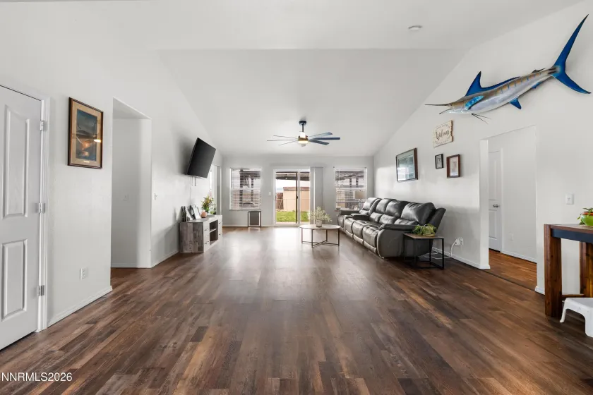 5287 Offenhauser, Winnemucca, Nevada 89445, 3 Bedrooms Bedrooms, ,2 BathroomsBathrooms,Residential,Residential,Offenhauser,260004430