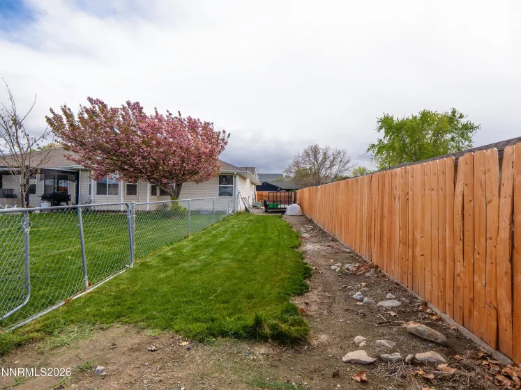 5287 Offenhauser, Winnemucca, Nevada 89445, 3 Bedrooms Bedrooms, ,2 BathroomsBathrooms,Residential,Residential,Offenhauser,260004430