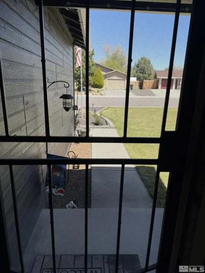 737 Hornet, Gardnerville, Nevada 89460, ,2 BathroomsBathrooms,Residential,Residential,Hornet,260004437