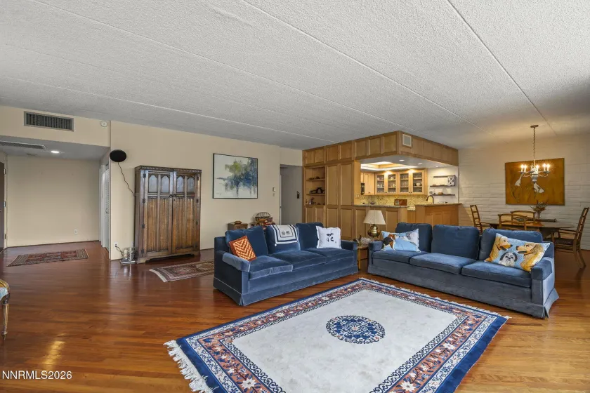 1200 Riverside, Reno, Nevada 89503, 2 Bedrooms Bedrooms, ,2 BathroomsBathrooms,Residential,Residential,Riverside,260004440