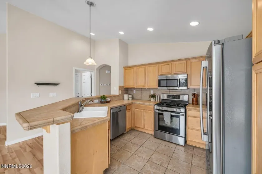 4175 Matter, Sparks, Nevada 89436, 3 Bedrooms Bedrooms, ,2 BathroomsBathrooms,Residential,Residential,Matter,260004441