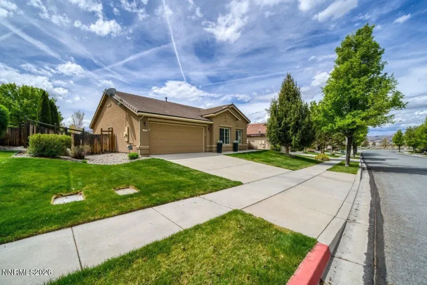 4175 Matter, Sparks, Nevada 89436, 3 Bedrooms Bedrooms, ,2 BathroomsBathrooms,Residential,Residential,Matter,260004441