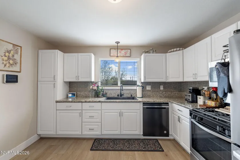 8648 Aquifer, Reno, Nevada 89506, 3 Bedrooms Bedrooms, ,2 BathroomsBathrooms,Residential,Residential,Aquifer,260004442