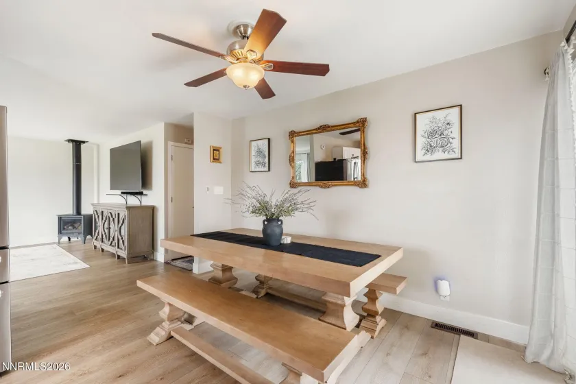 8648 Aquifer, Reno, Nevada 89506, 3 Bedrooms Bedrooms, ,2 BathroomsBathrooms,Residential,Residential,Aquifer,260004442