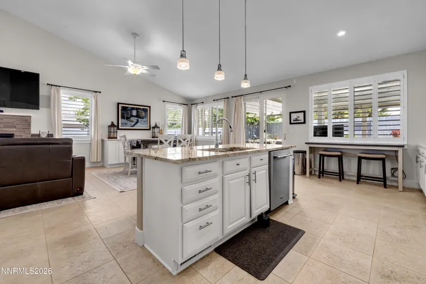 7970 Cadiz, Sparks, Nevada 89436, 3 Bedrooms Bedrooms, ,3 BathroomsBathrooms,Residential,Residential,Cadiz,260004443