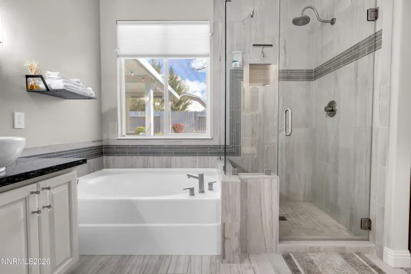 7970 Cadiz, Sparks, Nevada 89436, 3 Bedrooms Bedrooms, ,3 BathroomsBathrooms,Residential,Residential,Cadiz,260004443