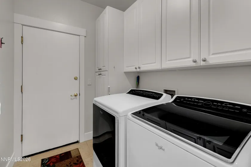 7970 Cadiz, Sparks, Nevada 89436, 3 Bedrooms Bedrooms, ,3 BathroomsBathrooms,Residential,Residential,Cadiz,260004443