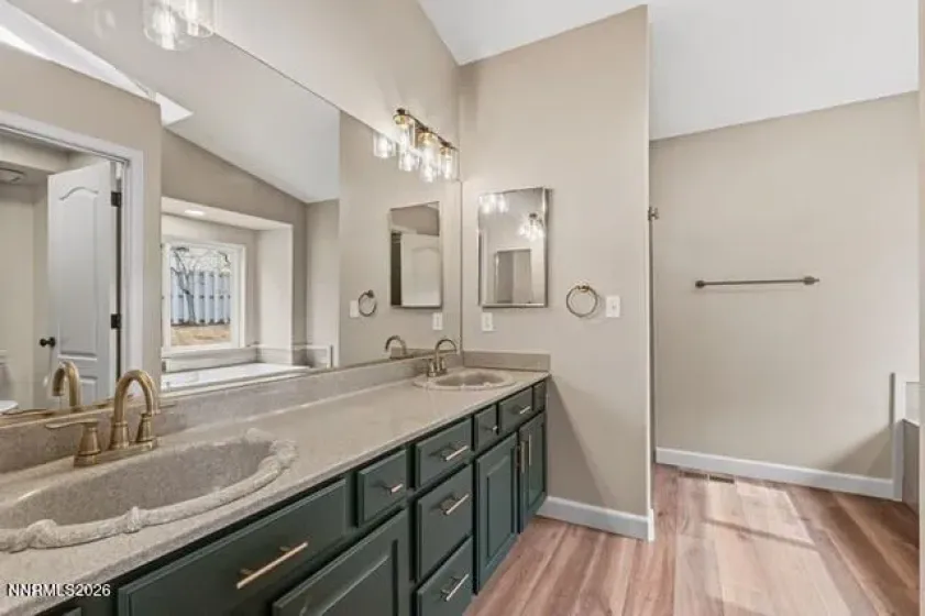 3618 Hemlock, Reno, Nevada 89509, 4 Bedrooms Bedrooms, ,2 BathroomsBathrooms,Residential,Residential,Hemlock,260004445