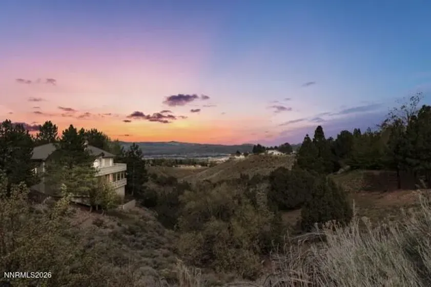 3618 Hemlock, Reno, Nevada 89509, 4 Bedrooms Bedrooms, ,2 BathroomsBathrooms,Residential,Residential,Hemlock,260004445