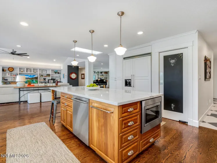 1965 Palmira, Reno, Nevada 89511, 4 Bedrooms Bedrooms, ,3 BathroomsBathrooms,Residential,Residential,Palmira,260004447