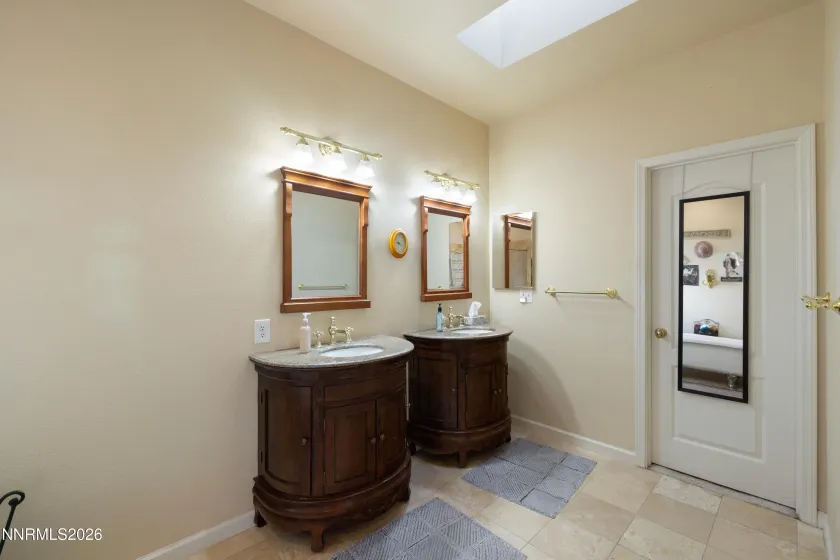 135 O, Virginia City, Nevada 89440, 3 Bedrooms Bedrooms, ,3 BathroomsBathrooms,Residential,Residential,O,260001788