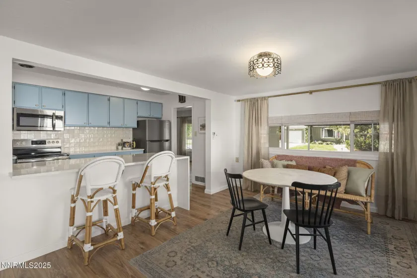 640 Robin, Reno, Nevada 89509, 3 Bedrooms Bedrooms, ,2 BathroomsBathrooms,Residential,Residential,Robin,250057149