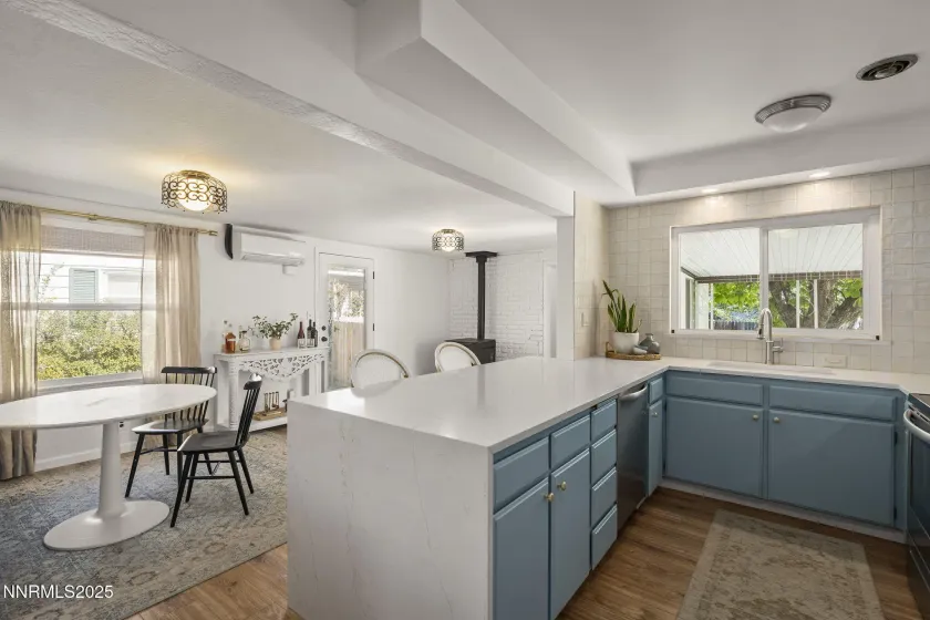 640 Robin, Reno, Nevada 89509, 3 Bedrooms Bedrooms, ,2 BathroomsBathrooms,Residential,Residential,Robin,250057149