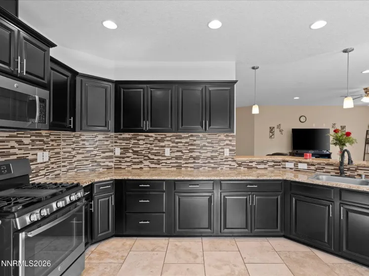 1472 Green River, Fernley, Nevada 89408, 4 Bedrooms Bedrooms, ,3 BathroomsBathrooms,Residential,Residential,Green River,260004448