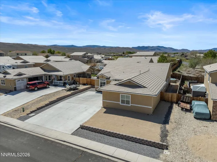 1472 Green River, Fernley, Nevada 89408, 4 Bedrooms Bedrooms, ,3 BathroomsBathrooms,Residential,Residential,Green River,260004448