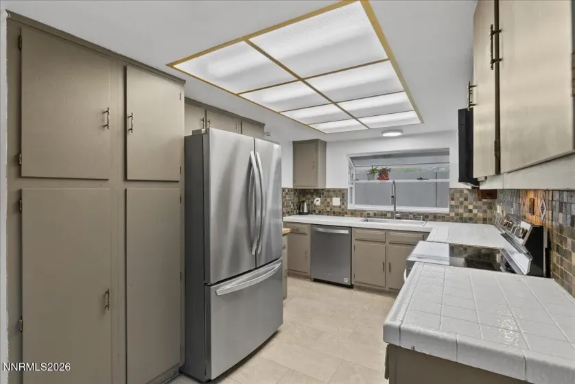 4730 Spring, Reno, Nevada 89502, 3 Bedrooms Bedrooms, ,2 BathroomsBathrooms,Residential,Residential,Spring,260004450