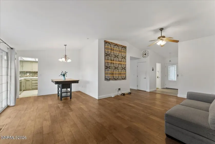 4730 Spring, Reno, Nevada 89502, 3 Bedrooms Bedrooms, ,2 BathroomsBathrooms,Residential,Residential,Spring,260004450