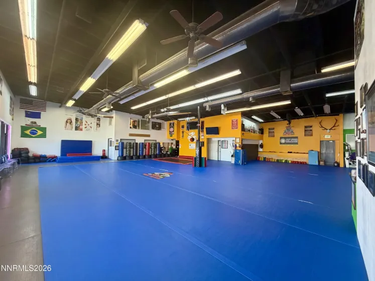 1332 Highway 395, Gardnerville, Nevada 89410, ,Commercial Sale,Residential,Highway 395,260004451