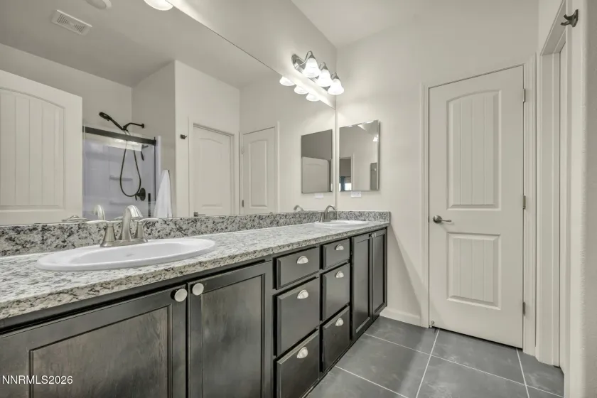 17211 Desert Lake, Reno, Nevada 89508, 4 Bedrooms Bedrooms, ,3 BathroomsBathrooms,Residential,Residential,Desert Lake,260004452