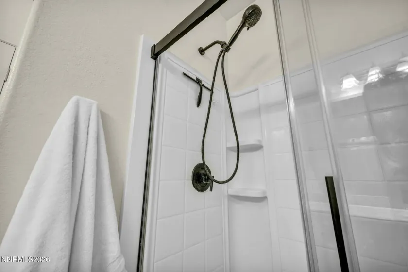 17211 Desert Lake, Reno, Nevada 89508, 4 Bedrooms Bedrooms, ,3 BathroomsBathrooms,Residential,Residential,Desert Lake,260004452