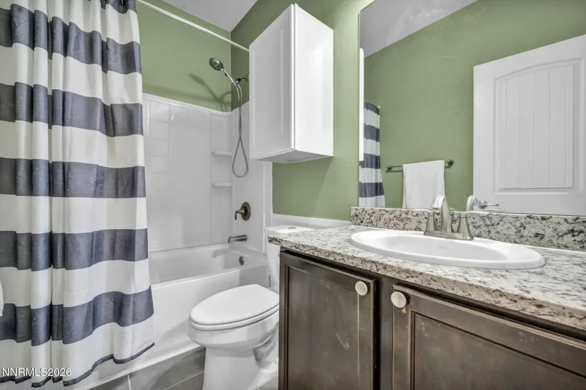 17211 Desert Lake, Reno, Nevada 89508, 4 Bedrooms Bedrooms, ,3 BathroomsBathrooms,Residential,Residential,Desert Lake,260004452