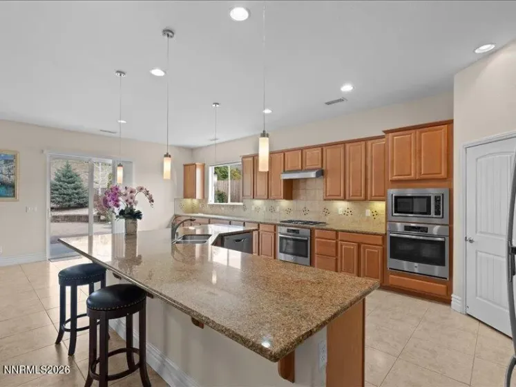 Kitchen to Breakfast Space