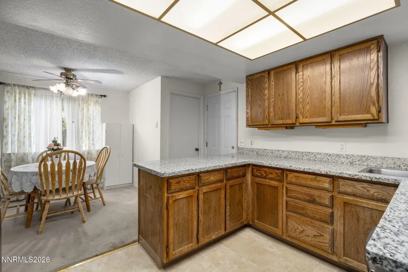 1505 Shadow, Sparks, Nevada 89434, 3 Bedrooms Bedrooms, ,2 BathroomsBathrooms,Residential,Residential,Shadow,260004454